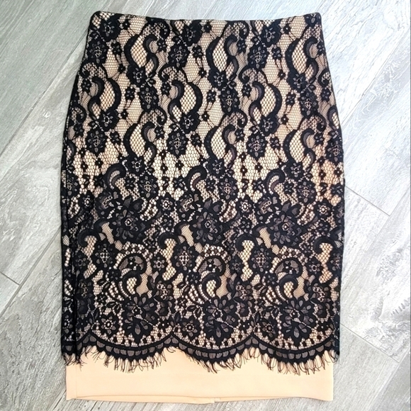 NWT New York & Co Black and Tan Lace Skirt 8 - Picture 1 of 10